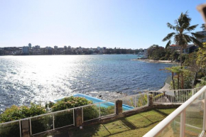 Waterfront on Manly Harbour